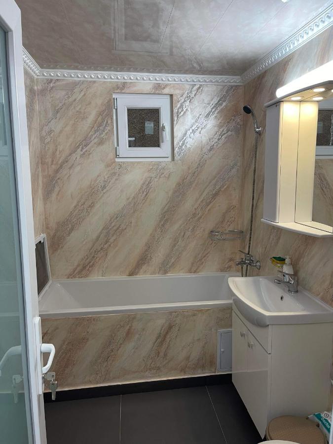 Eric Apartment Μπουζάου Εξωτερικό φωτογραφία